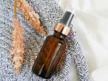 Crafting Autumn Aromas - DIY Fall-Infused Beard Oil Blends for Scent Customization